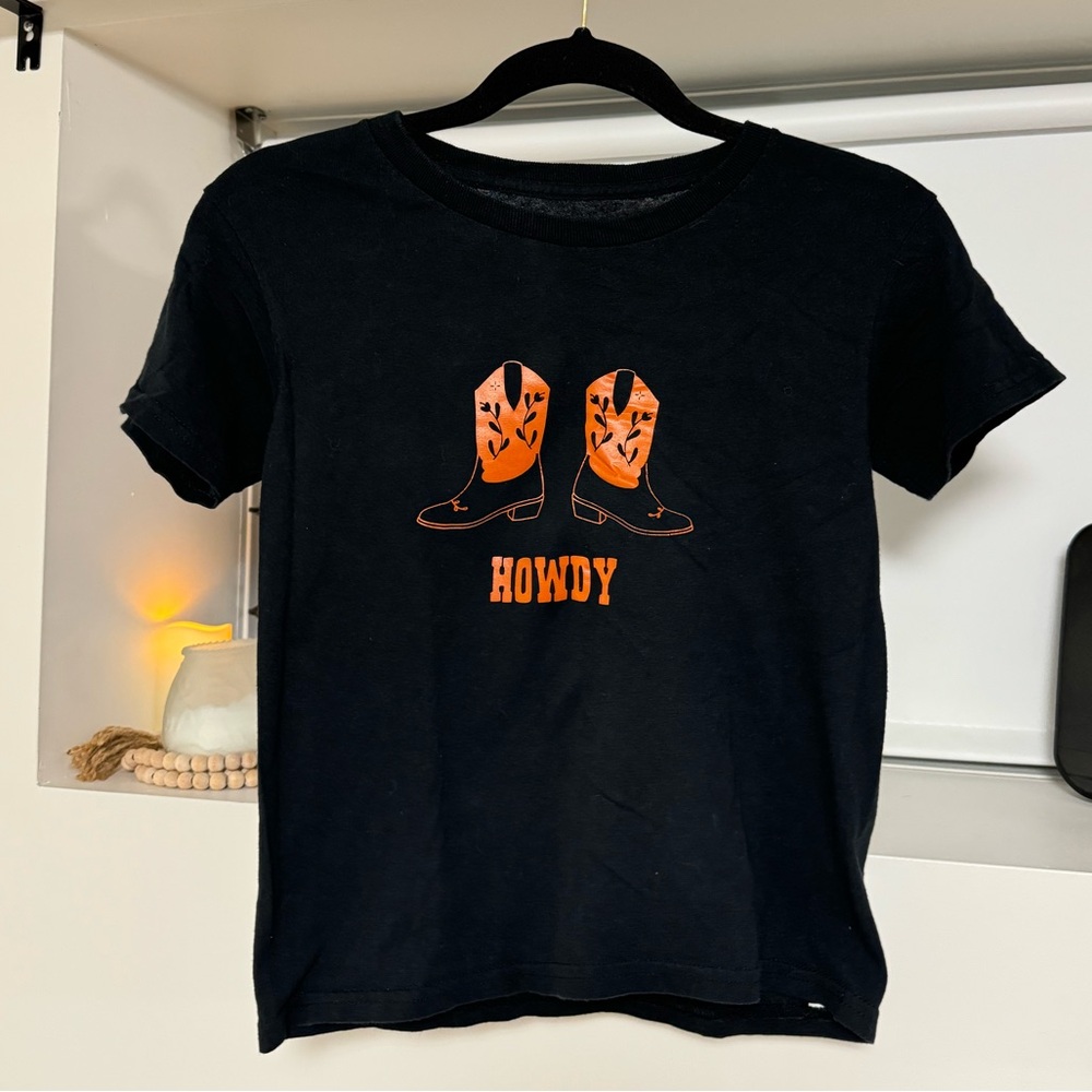 Black 'Howdy' Baby Tee